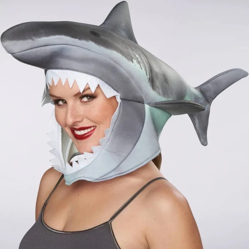 Adult shark head piece costume 🦈